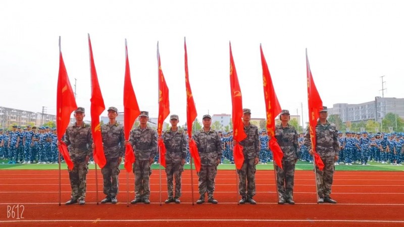 八一建军节—致吉安华腾职业中等专业学校退